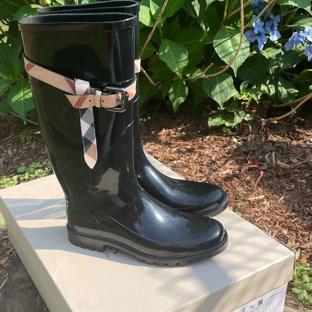 Burberry Kenyon Nova Check Belt Rain Snow Black Rubber Rain Boots Size 38/8 - Picture 2 of 14